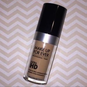 Y325 MAKEUP FOREVER ULTRA HD FOUNDATION